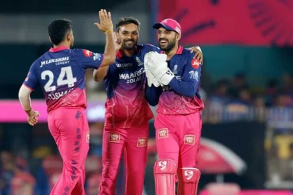 भव सूर्यवंशी का 15 गेंदों में अर्धशतक, राजस्थान रॉयल्स ने RCB को हराया – IPL मैच के रिकॉर्ड और मोमेंट्स